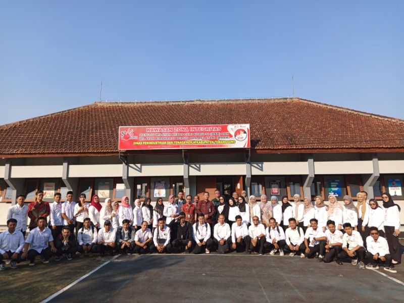 Pembekalan Awal Masa Tugas Perangkat Desa Kabupaten Temanggung Tahun 2026 Resmi Ditutup
