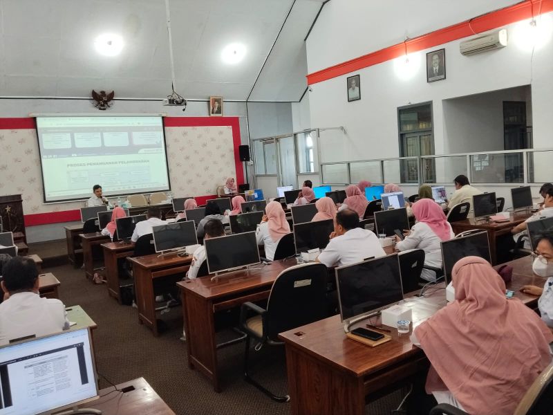 Dinpermades Temanggung Ikuti Sosialisasi Pembinaan Disiplin ASN