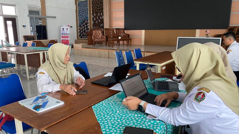 Kasubag Perencanaan dan Keuangan Dinpermades Ikuti Penyampaian CHE dan Desk Klarifikasi Evaluasi SAKIP