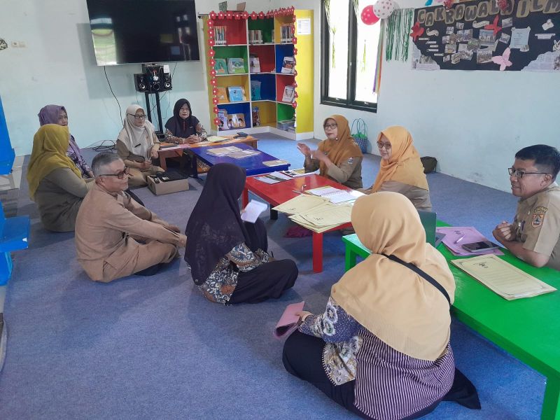 Dinpermades Temanggung Laksanakan Penilaian Perpustakaan Desa Tahun 2026 di Gambasan